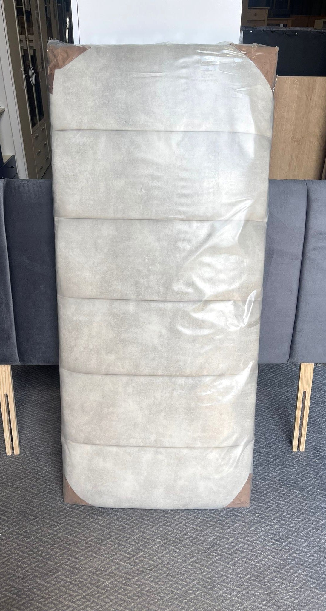 Coniston Fabric Double Hedaboard - Almond